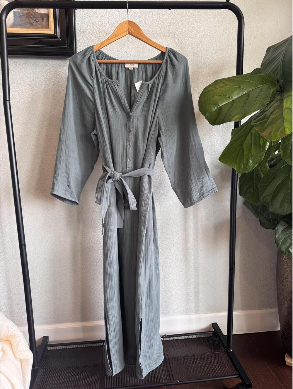 LOFT Outlet Sage Green Gauze Boho Beach Resort Maxi Dress L NWT
